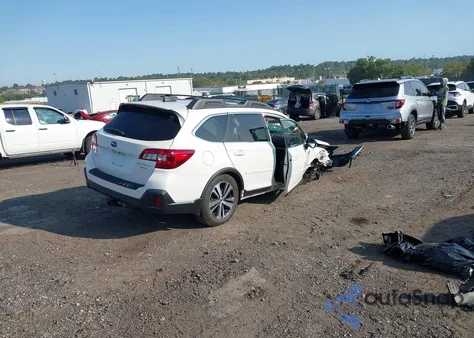 2018 Subaru Outback 3.6R Limited z USA, uszkodzony, nr VIN 4S4BSENC3J3222448